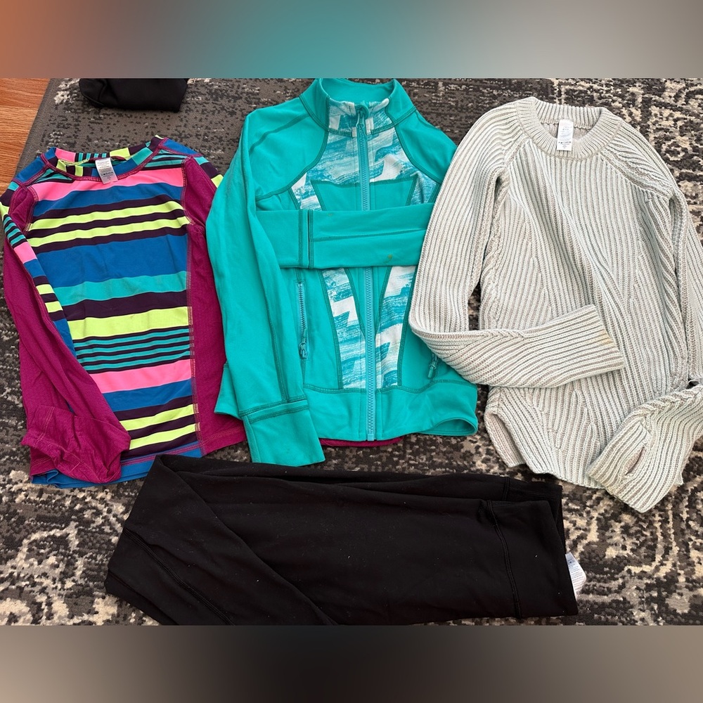 Girls Ivivva lot size 7-8 discontinued line of Lululemon for kids!